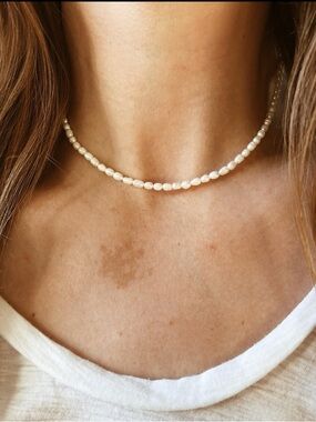 Rice pearl necklace